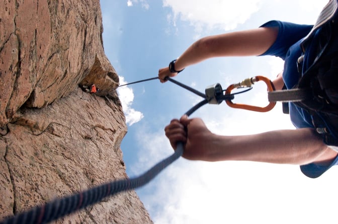 nacho-grez-climb-belay-rock-skill-learn