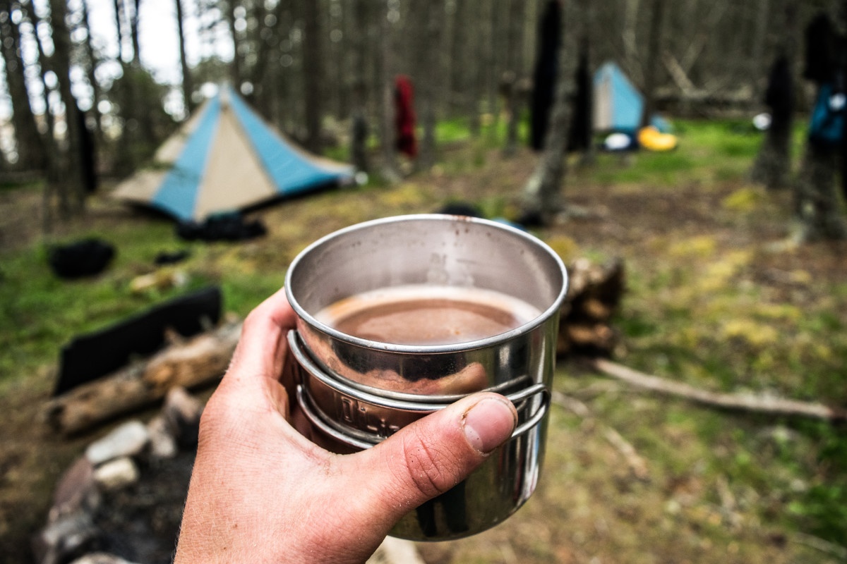 When You Should Wear Cotton in the Outdoors