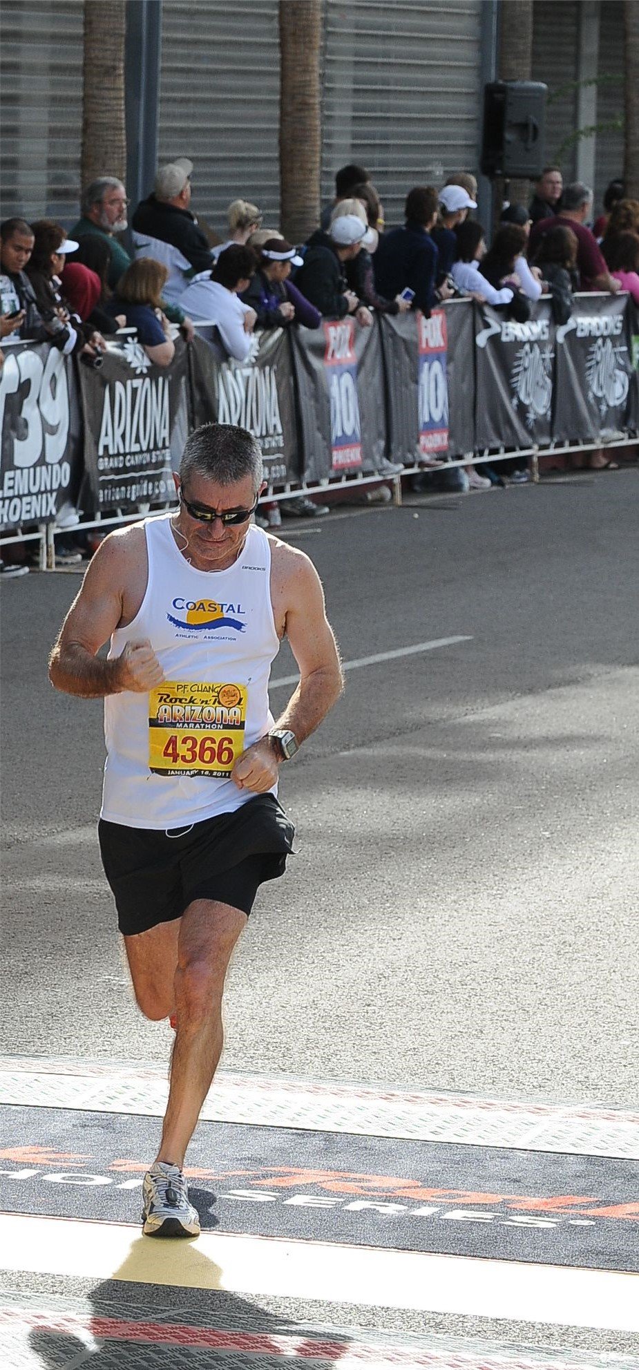 Dave Dulong runs qualifying time for Boston marathon