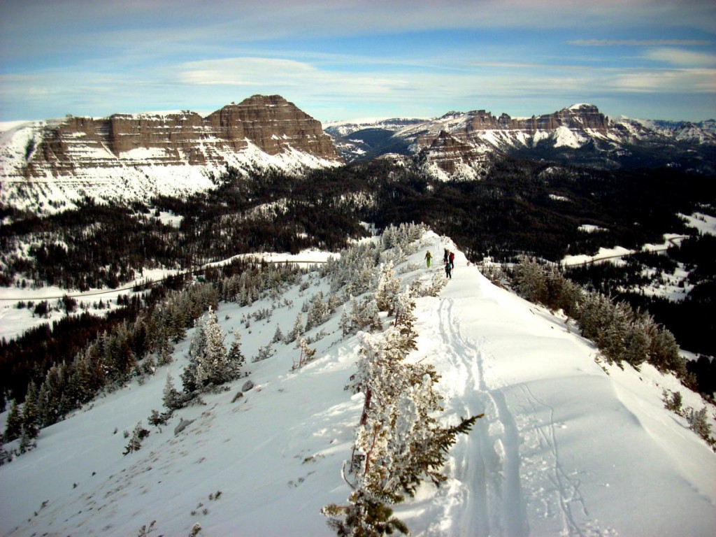 skiing a ridge in the Absaroka Range